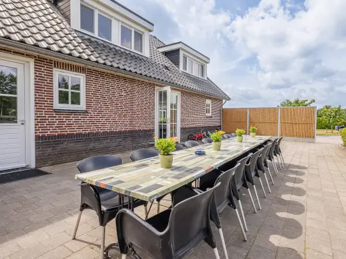 Gezellige accommodatie met BBQ en pizza-oven