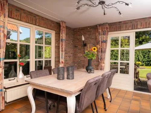Familiehuis aan de rand van het bos