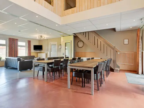 Bourgondisch genieten met bruin café en overdekt terras