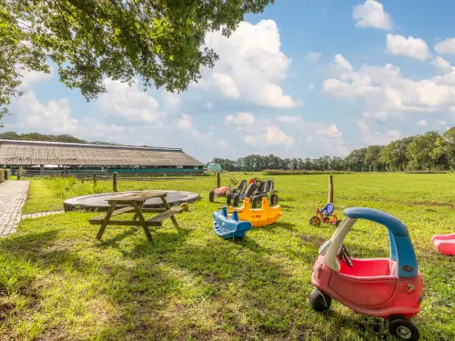 Vakantiehuis met overdekt terras, sauna en hottub