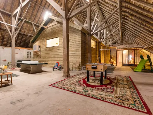 Exclusief vakantiehuis met privé binnenzwembad, bubbelbad & sauna