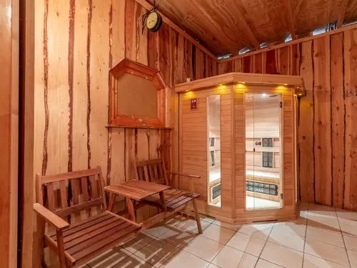 Groepsverblijf + hottub, kampvuur, sauna & speelschuur