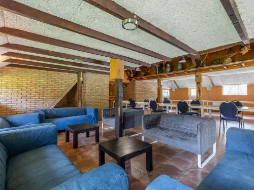 Groepsverblijf + hottub, kampvuur, sauna & speelschuur