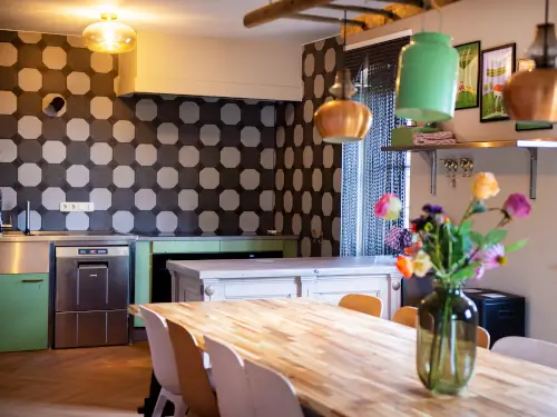 Luxe vakantiehuis bijzonder gelegen tussen fruitbomen