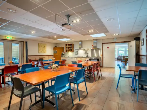 Groot familiehuis met veel privacy, whirlpool en Finse sauna