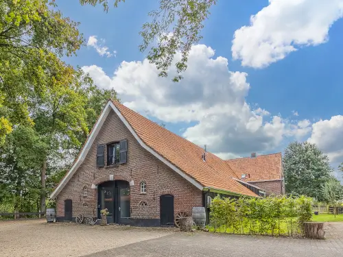 Sfeervol groepshuis op het platteland van de Achterhoek