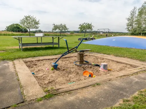 Groepsverblijf met verwarmde speelruimte, hottub & pizza oven