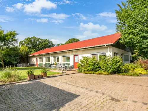 Ruime vakantieboerderij met uitzicht over de landerijen