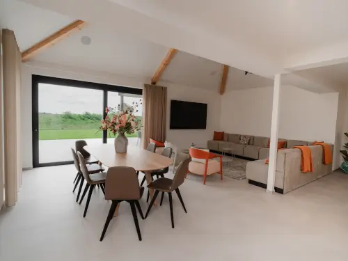 Stijlvol vakantieadres met 8 slaapkamers en tuin