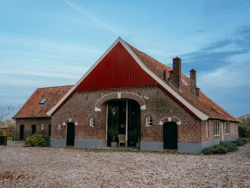 Authentieke boerderij met hottub en veel sfeer