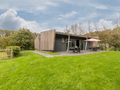 Luxe vakantievilla met bubbelbad, stoomdouche & sauna