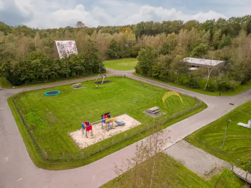 Luxe vakantievilla met bubbelbad, stoomdouche & sauna