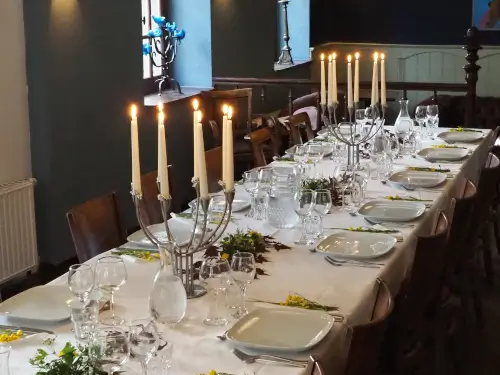 Nieuw - Historisch kasteel tussen Maastricht en Luik