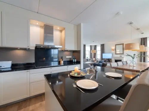 Twee luxe familiehuizen nabij het strand