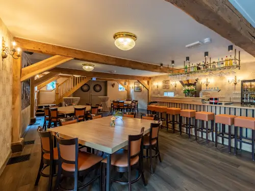Groepshuis met sauna en groot speelveld