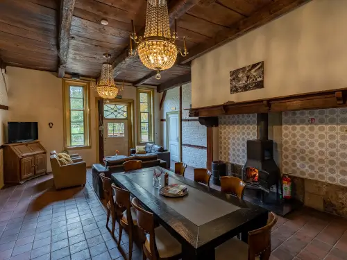 Hoeve + 4-persoons vakantiehuis in unieke omgeving