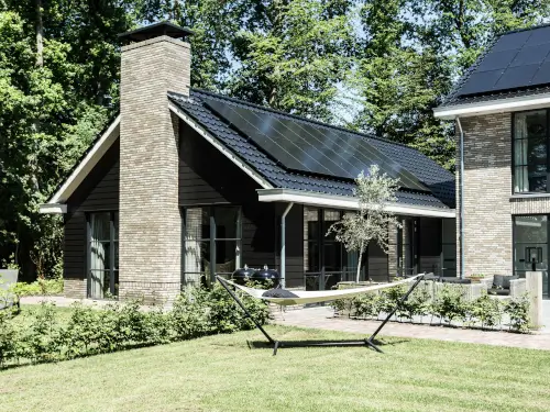 Vakantievilla met hottub, Finse sauna & speelkamer